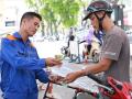 Giá xăng RON 95 tăng 40 đồng/lít