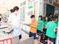 Học sinh tiểu học công lập và tư thục Hà Nội chính thức được hỗ trợ ăn trưa