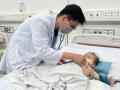 Cẩn trọng sốt siêu vi ở trẻ
