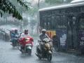 Bắc Bộ ngày nắng gián đoạn, Trung Bộ và Nam Bộ đêm mưa dông