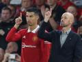 HLV Ten Hag xác nhận Ronaldo chính thức ở lại MU