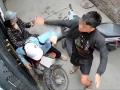 Vụ clip nam thanh niên tạt đầu xe, chặn đánh phụ nữ ở Hà Nội: Công an vào cuộc, hé lộ nguyên nhân ban đầu