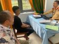 Con bốc đầu xe quay video TikTok, cha bị phạt 14 triệu, tịch thu phương tiện