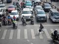Vượt xe không có tín hiệu báo trước 2025 bị phạt bao nhiêu?