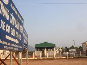 Trung tâm duy nhất đóng cửa, nhiều chủ xe loay hoay tìm chỗ đăng kiểm