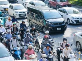 Bắc Bộ và Trung Bộ vào cao điểm nắng nóng, có nơi trên 40 độ C