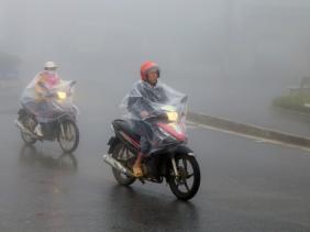 Bắc Bộ trời rét, Trung Bộ mưa lớn 2 ngày tới