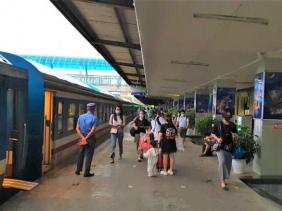 Đường sắt chạy thêm hàng chục đoàn tàu Tết Dương lịch 2023