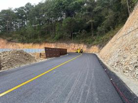 Thông tuyến đèo Mimosa sau 10 ngày sạt lở gây đứt gãy