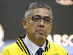 Tổng thư ký Liên đoàn Bóng đá Malaysia nhận án đình chỉ, FAM họp báo khẩn