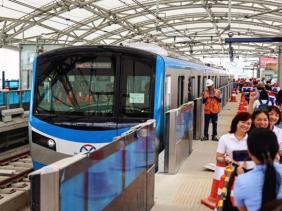 Metro số 1 có nguy cơ lại lùi tiến độ