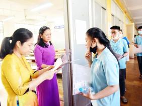 Thi tốt nghiệp THPT 2025 theo chương trình mới: 'Chinh phục' các môn thi thế nào?