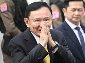 Cựu Thủ tướng Thái Lan Thaksin phải ngồi tù 1 năm