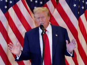 Cựu Tổng thống Trump tuyên bố sẽ kháng án vụ kiện chi tiền bịt miệng