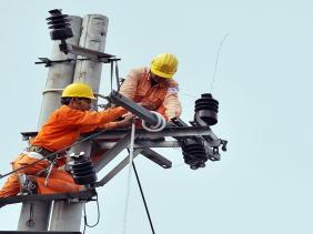 Đề xuất biểu giá điện mới: Dùng từ 700 số điện sẽ phải trả hơn 3.600 đồng/kWh