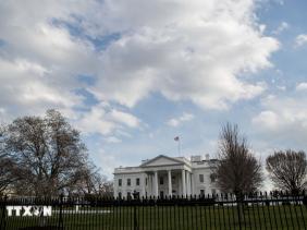 Chính phủ Mỹ đóng cửa ngày thứ 7: Nguy cơ sa thải hàng loạt treo lơ lửng