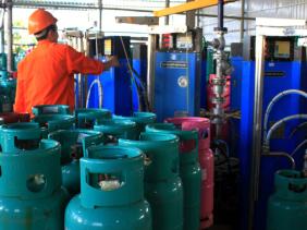 Giá gas giảm tháng 5 liên tiếp