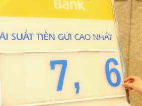 Ngân hàng tăng lãi suất, cuộc đua hút tiền gửi 'nóng ran'