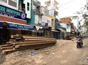 TP.HCM: Đường Nguyễn Văn Công chậm tiến độ, BQL dự án 'mong người dân thông cảm'