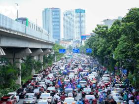 Từ 6/8 Hà Nội phân tách làn ô tô và xe máy trên đường Nguyễn Trãi