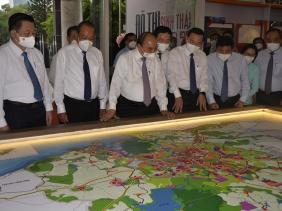 Kêu gọi đầu tư hơn 12 tỷ USD vào Củ Chi và Hóc Môn