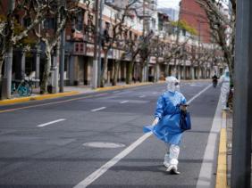 Hơn 100.000 ca trong cộng đồng 1 tháng, Trung Quốc quyết giữ 'Zero COVID'