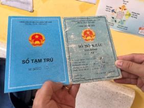 Bỏ sổ hộ khẩu, thủ tục sang tên "sổ đỏ" được thực hiện ra sao?