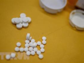 Thuốc giảm đau hạ sốt không làm giảm kháng thể chống COVID-19
