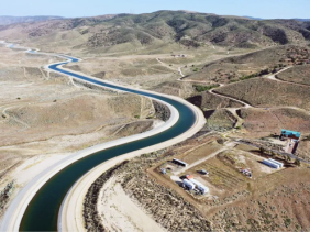 Hạn hán nghiêm trọng, bang California kêu gọi cư dân 'tắm nhanh, giặt ít' để tiết kiệm nước