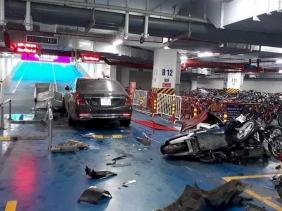 Bất ngờ về tài xế lái Mercedes Maybach tông loạt xe máy ở hầm chung cư