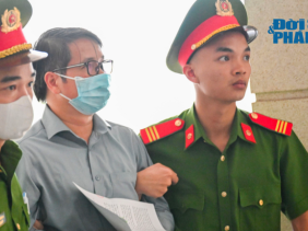 Cận cảnh hình ảnh cựu Phó Chủ nhiệm Văn phòng Quốc hội Phạm Thái Hà hầu tòa trong vụ án Thuận An