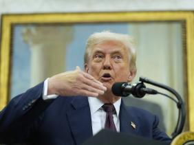 Ông Trump ra lệnh tái điều tra dân số, loại trừ người nhập cư trái phép