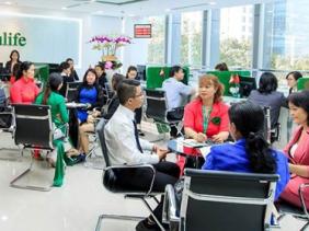 Manulife nói gì sau việc đề nghị khách hàng không tiết lộ thông tin
