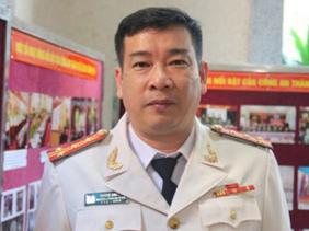 Sáng nay, cựu Đại tá Phùng Anh Lê cùng 3 cựu cán bộ công an hầu toà