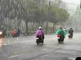 Mưa dông diện rộng, lốc, sét, mưa đá nhiều nơi