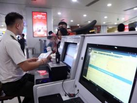 Miễn thị thực với người nước ngoài thuộc diện đặc biệt