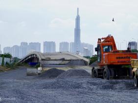 Đường song hành cao tốc TP HCM - Long Thành dang dở