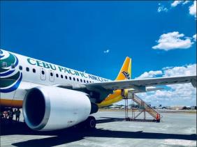 Philippines tạm dừng các chuyến bay đến và đi từ thủ đô Manila