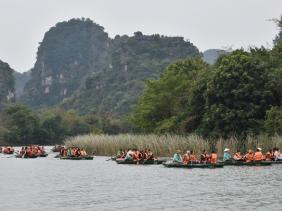 Gần 400.000 lượt khách du lịch đến Ninh Bình dịp Tết Nguyên đán 2023