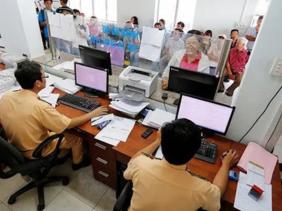 Người dân cần chuẩn bị những gì khi đăng ký xe máy tại Công an xã, phường?