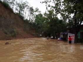 Lạng Sơn: Mưa lớn gây sạt lở đất đá và ngập úng cục bộ nhiều nơi