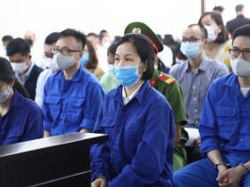 Xét xử vụ lừa đảo 433 tỷ đồng: "Siêu lừa" cấu kết với 17 cựu cán bộ ngân hàng thế nào?