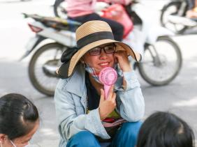 Vì sao TP.HCM và Nam Bộ nắng nóng oi bức giữa mùa mưa?