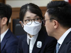 Cựu đệ nhất phu nhân Hàn Quốc bị tố thao túng chính trị từ hậu trường