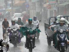 Miền Nam vẫn mưa trái mùa, phía Bắc sắp có không khí lạnh