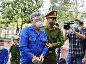 Xử phúc thẩm đường dây xăng giả của Trịnh Sướng: Ông "trùm" cùng 38 bị cáo hầu tòa