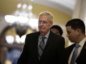 Người từng giúp ông Trump làm tổng thống đột ngột thông báo từ chức