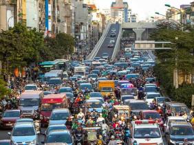 Điều chỉnh giao thông nút giao Ngã Tư Sở, chuẩn bị thông xe Vành đai 2 trên cao