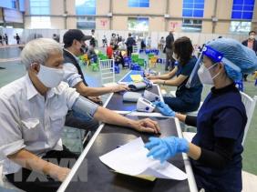 Thượng Hải tập trung tiêm vaccine ngừa COVID-19 cho người cao tuổi