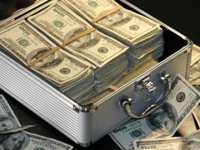 Các tỉ phú Mỹ sở hữu tài sản chưa nộp thuế hàng nghìn tỉ USD